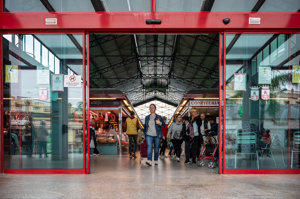 Los Mercados Municipales de Abastos